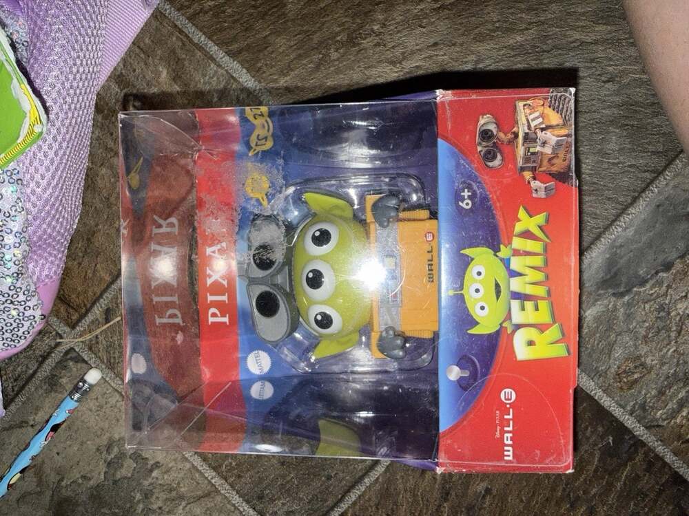 Toy Story Disney Pixar Remix Alien Wal-e